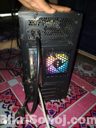 Desktop computer